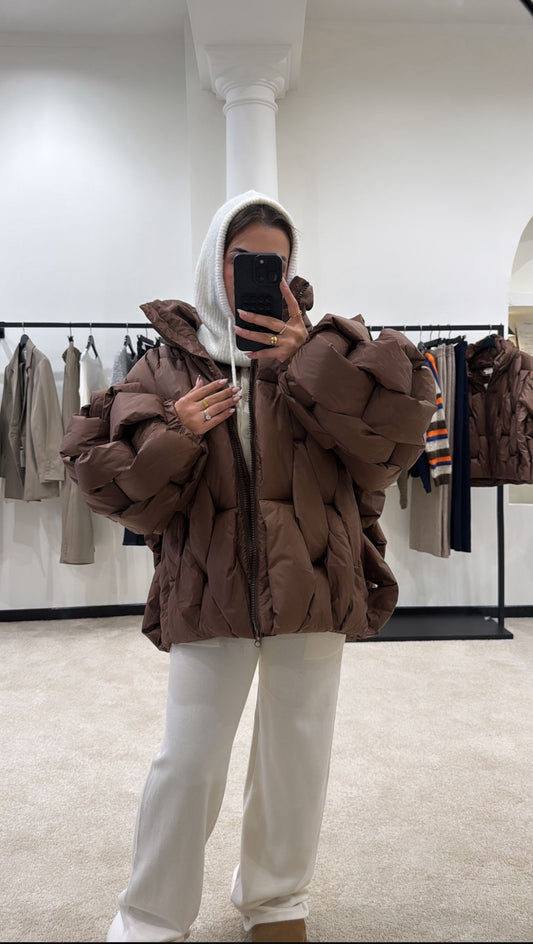 Doudoune Oversize Tressée – Marron Chocolat